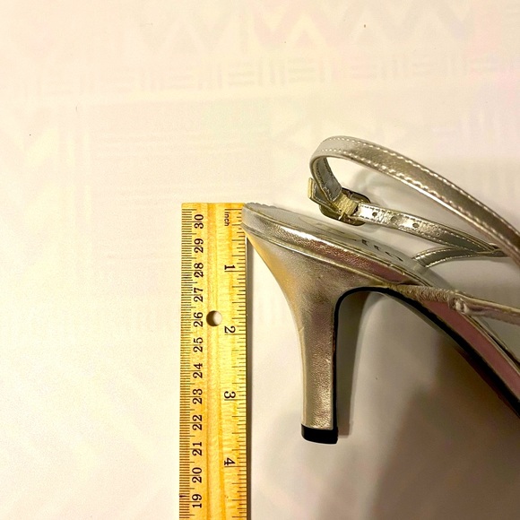 Rialto sandals silver 7 - Picture 8 of 8